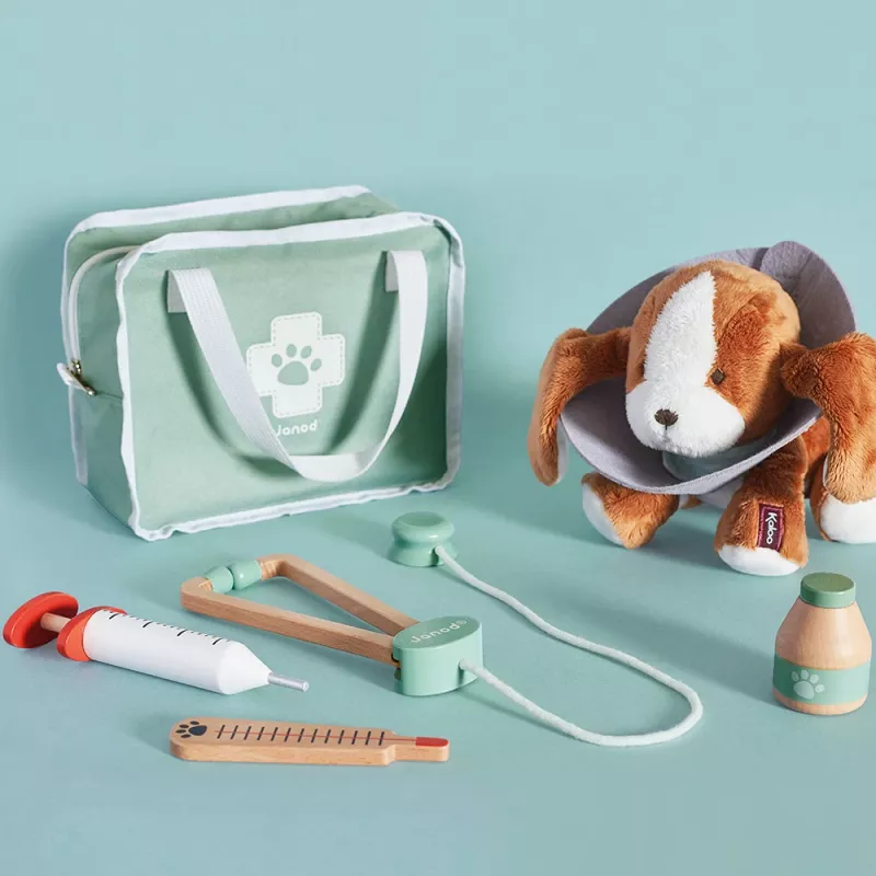 Janod set de veterinario - set de juego de rol de 10 piezas con instrumentos de madera y bolsa de tela