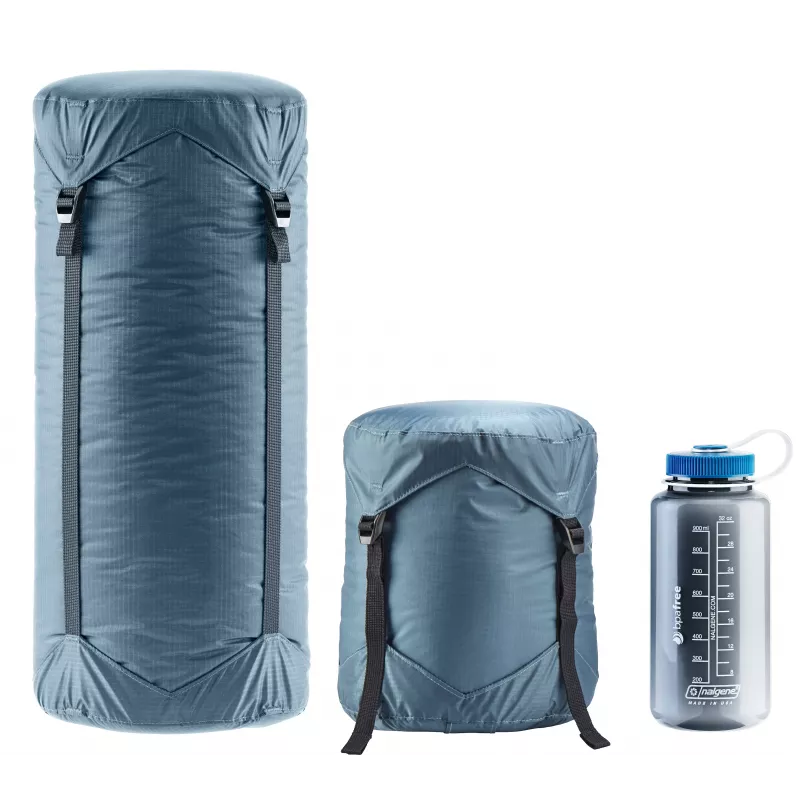 Bolsa de compresión DEUTER M atlantic - saco de nailon ripstop de 18L con compresión de 4 correas