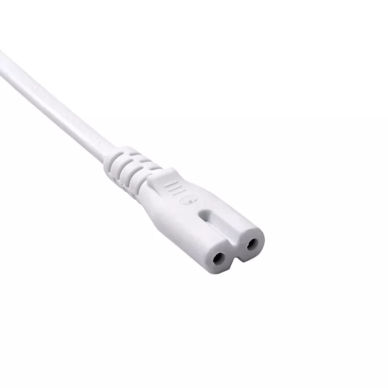 Cable de alimentación Akyga AK-RD-06A CEE 7/16 (Europlug) a IEC C7, 2,5 A, 1,5 m, blanco