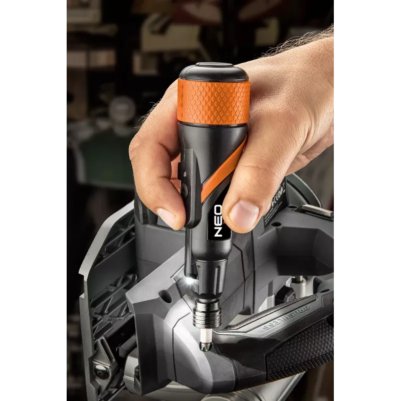 NEO TOOLS 04-200 Destornillador eléctrico USB-C 3,6 V con 10 puntas y maletín de plástico