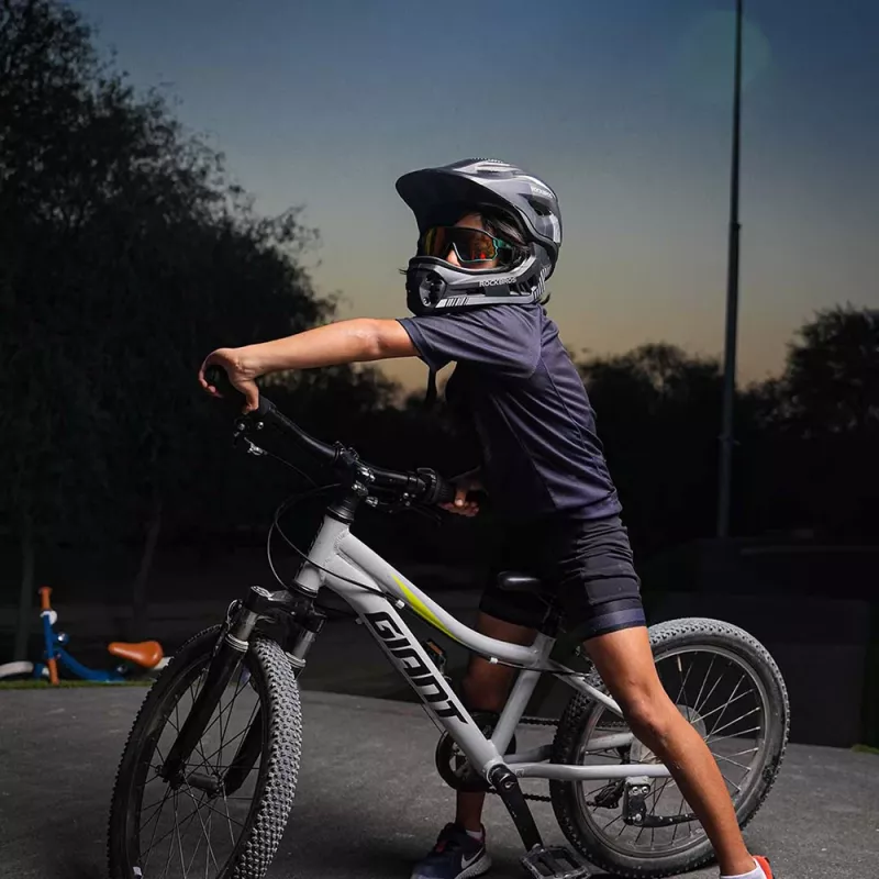 Rockbros TT-32SBTG-S casco de bicicleta infantil con mentonera desmontable, talla S, gris