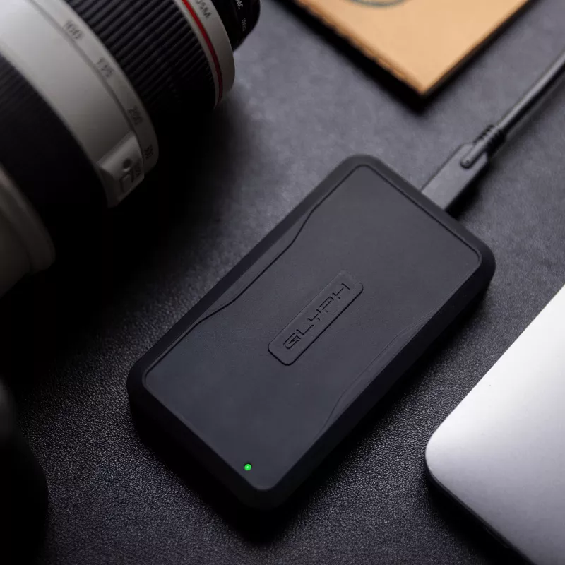 Glyph Atom PRO 8TB Thunderbolt 3 SSD portátil - 2800 MB/s, USB-C, negro