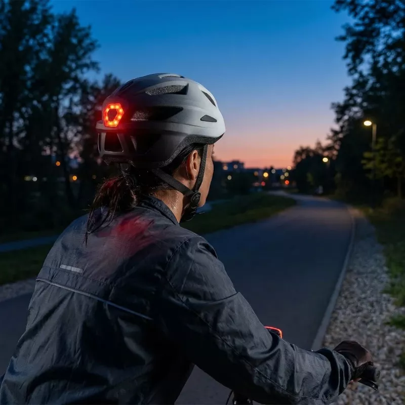 Casco de bicicleta Vayox Active con luz LED, blanco-negro, talla M (54-58 cm)