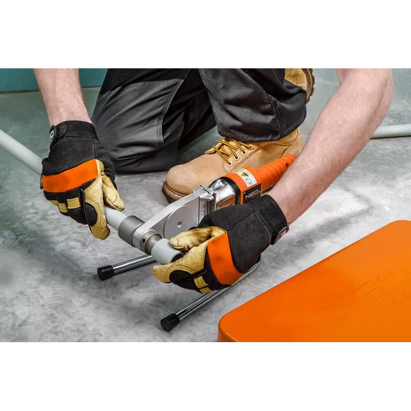NEO TOOLS Termofusible para tubos de plástico 900W con 6 tamaños de matriz (20-63mm) para tubos PPR, PE, PB, temperatura ajustable 0-300°C, matrices de PTFE antiadherentes, incluye maletín metálico