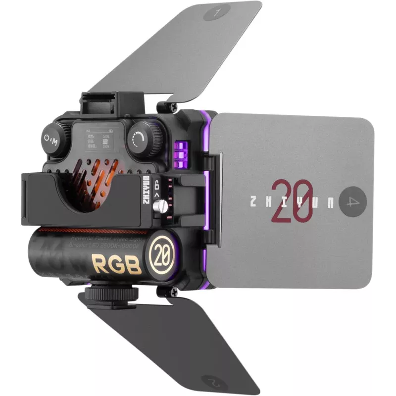 Zhiyun M20C COMBO Luz de relleno LED RGB con fijación magnética, 20W, 2700K-6500K, CRI≥95, pantalla OLED, control por app Bluetooth, mini trípode, difusor, grid, bolsa de almacenamiento