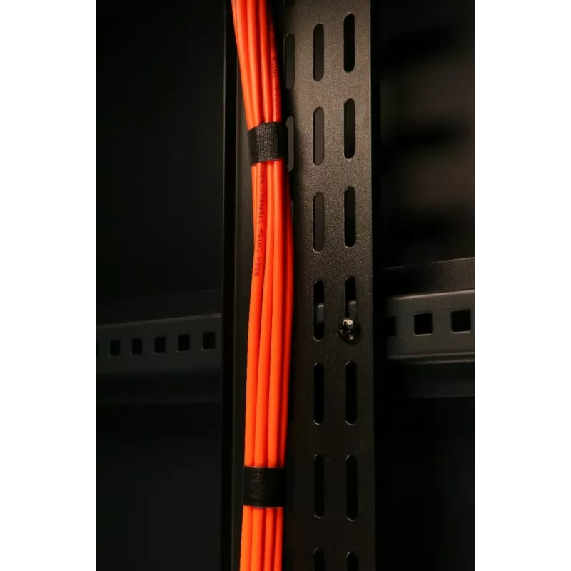 Panel de gestión de cables vertical DSIT 22U 30 cm de ancho DS-CABLETRAY-22U-30