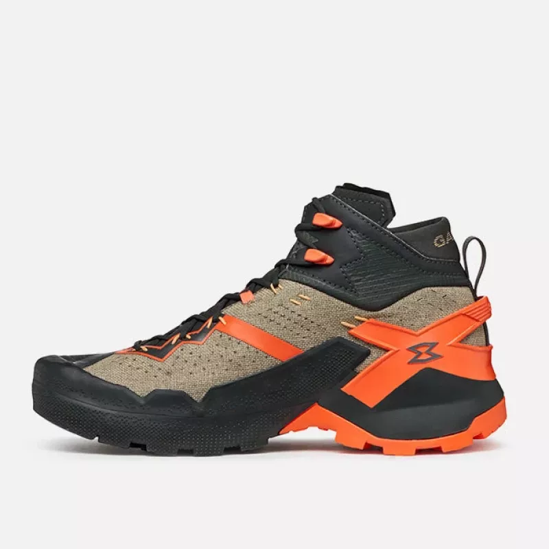 Garmont 9.81 Onyx Mid GTX zapatillas de aproximación - Raven Black/Pale Beige - EU 45