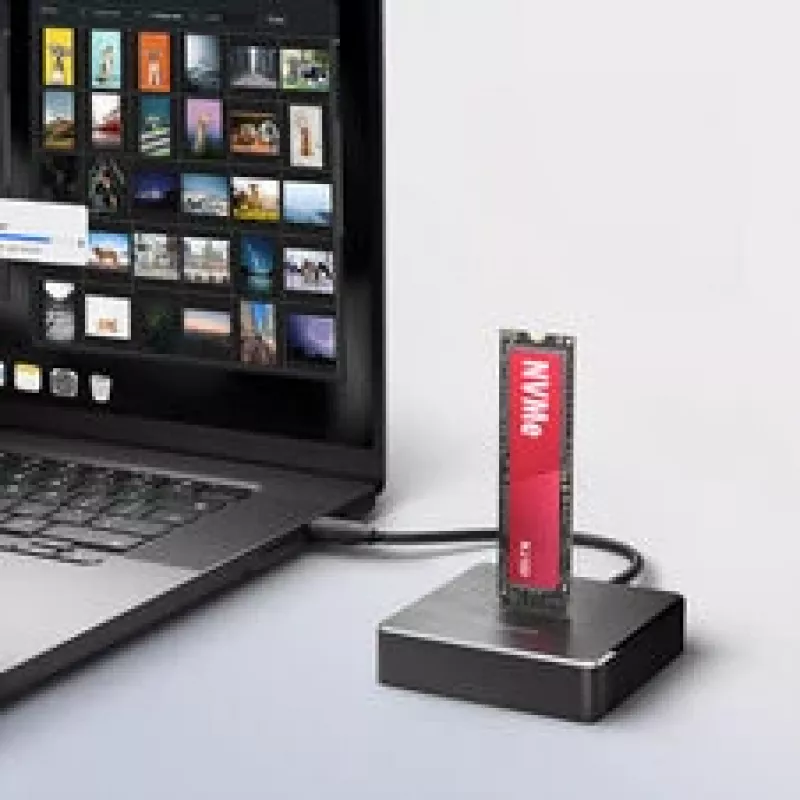 AXAGON ADSA-M2C11 USB-C 10Gbps base de acoplamiento para una SSD M.2-NVMe o SATA