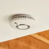 Detector de humo por aspiración Yale conectable con conexión inalámbrica