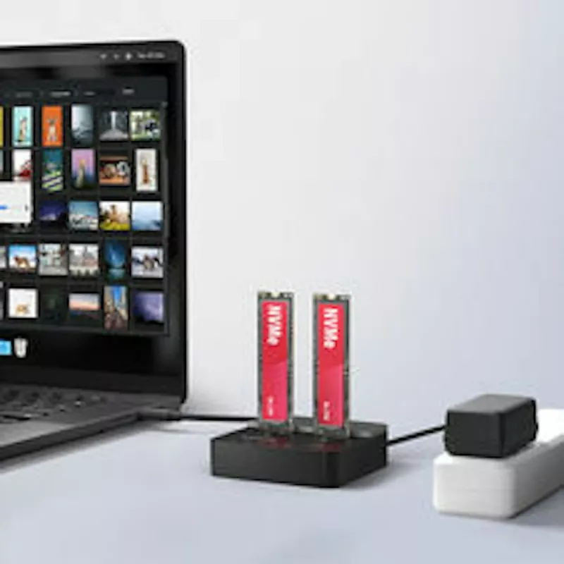 AXAGON ADSA-M2C22L dock para dos SSD M.2 NVMe, USB-C 20Gbps, función de clonación