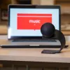 THRONMAX Fireball Micrófono dinámico USB para podcast, Cardioide, 48 kHz/16-Bit, con monitorización por auriculares, Negro