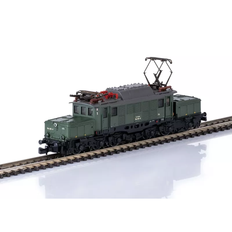 Märklin 81221 Set de tren Z-Gauge - 175 años Geislinger Steige DB locomotora de vapor serie 50 con 3 vagones de mercancías, vía y unidad de control