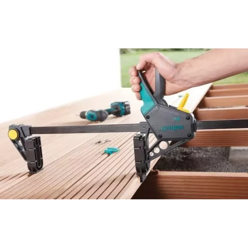Sargento Wolfcraft 6985000 con 450 mm de apertura y 120 kg de fuerza de sujeción