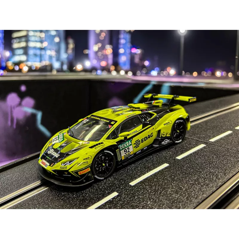 Carrera DIGITAL 132 Lamborghini Huracán GT3 Evo2 SSR Performance N.º 92 DTM 2023 1:32 Slotcar 20032008