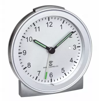 TFA Dostmann 60.1517.54 Despertador radiofónico analógico plateado