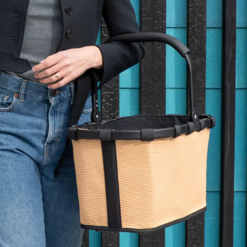 Reisenthel Carrybag Frame Raffia Black cesta de la compra 22L BK 7079
