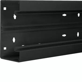 Hager BR6513019011 parte inferior de canaleta de cables 2000 mm x 130 mm negra