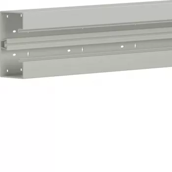Hager BR8517019016 BR Base de canal de pared 85x170 mm, blanco tráfico RAL 9016