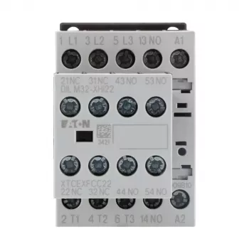 Eaton DILM9-32 contactor de potencia, 3 polos, 9 A, bobina 230 V AC, 1 contacto auxiliar NA, IP20 276795