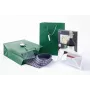 Bolsa de regalo grande de papel SIGEL GT500 verde ópalo con barniz mate y etiqueta de regalo