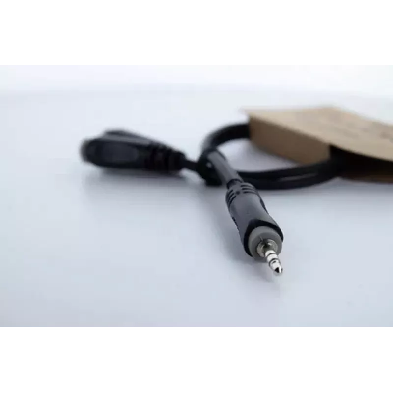 Cordial 14883 cable adaptador en Y estéreo de 3,5 mm, 1x conector macho jack a 2x conector hembra jack, 0,3 m, negro