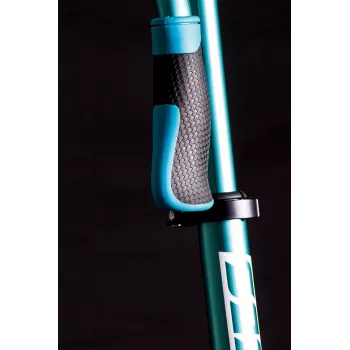 Six Degrees AU 514 patinete 230 mm rueda delantera / 215 mm rueda trasera, turquesa