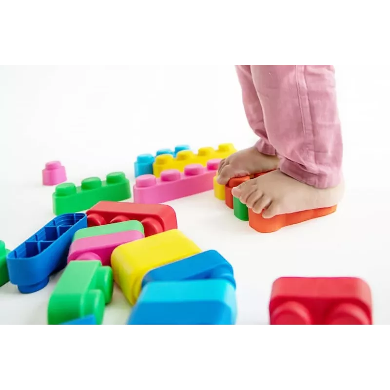 Gerardo's Toys GT3105 set de bloques blandos, 42 piezas, espuma EVA, multicolor, para niños a partir de 12 meses