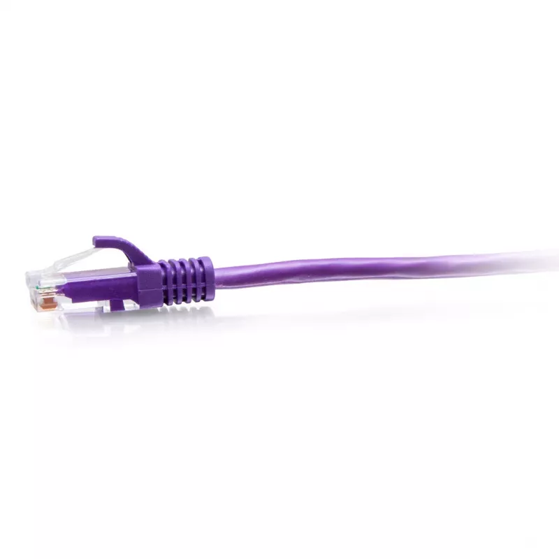 C2G Cable de red Ethernet Cat6a Slim U/UTP RJ-45 morado 0,3m 28 AWG