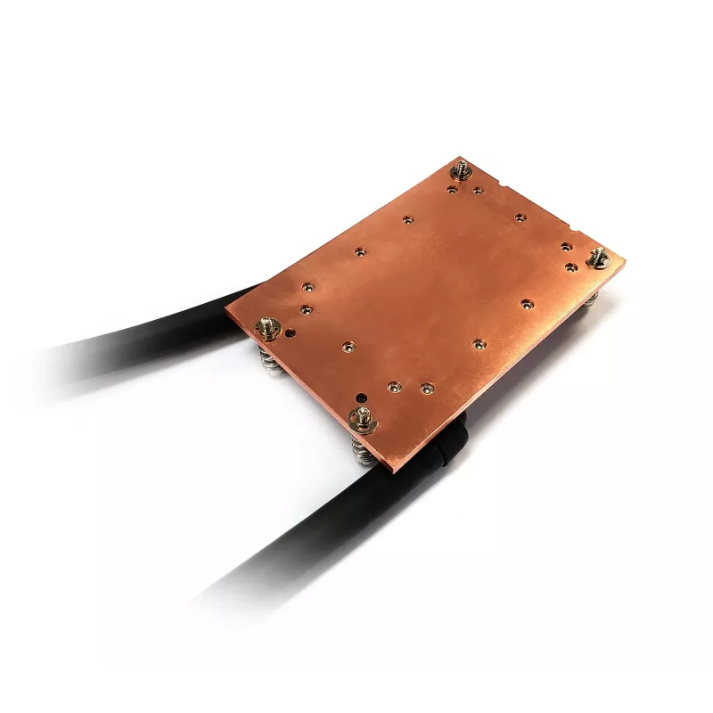 Dynatron L36 1U Refrigeración líquida activa para CPU AMD SP6/TR5, 300W TDP, placa de cobre, ventilador de doble rodamiento 40mm, 10000 rpm