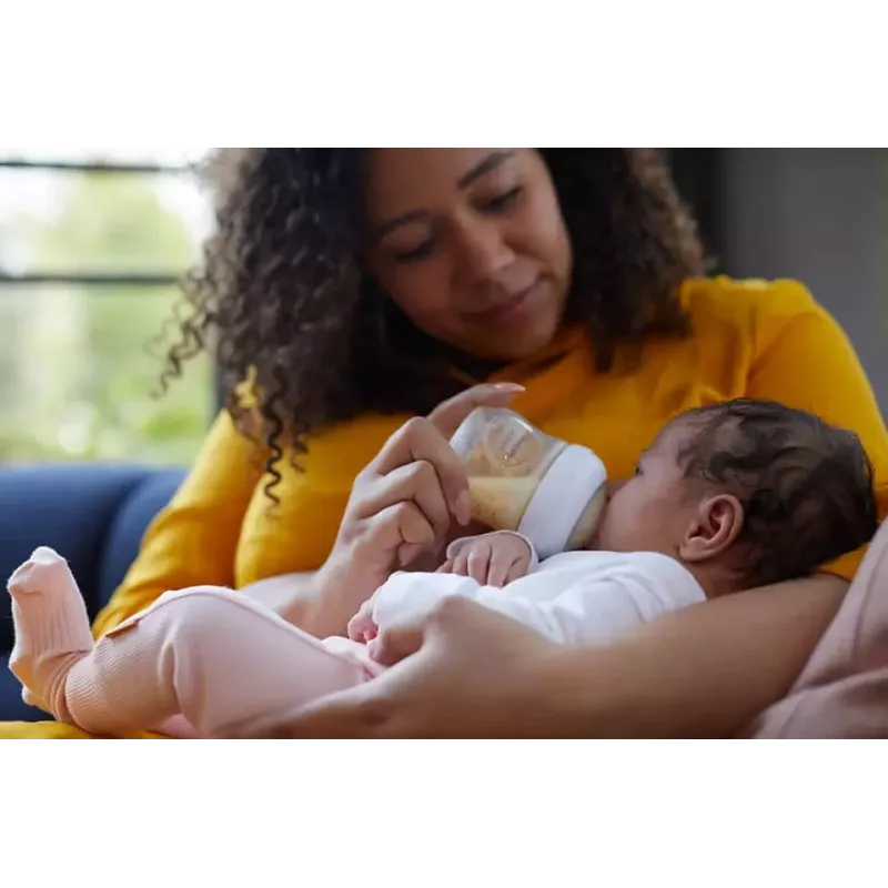 Biberón Philips Avent Natural Response 125 ml con tetina para recién nacido, 0m+
