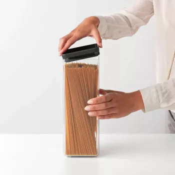 Recipiente cuadrado para conservar Brabantia 2,5L gris oscuro
