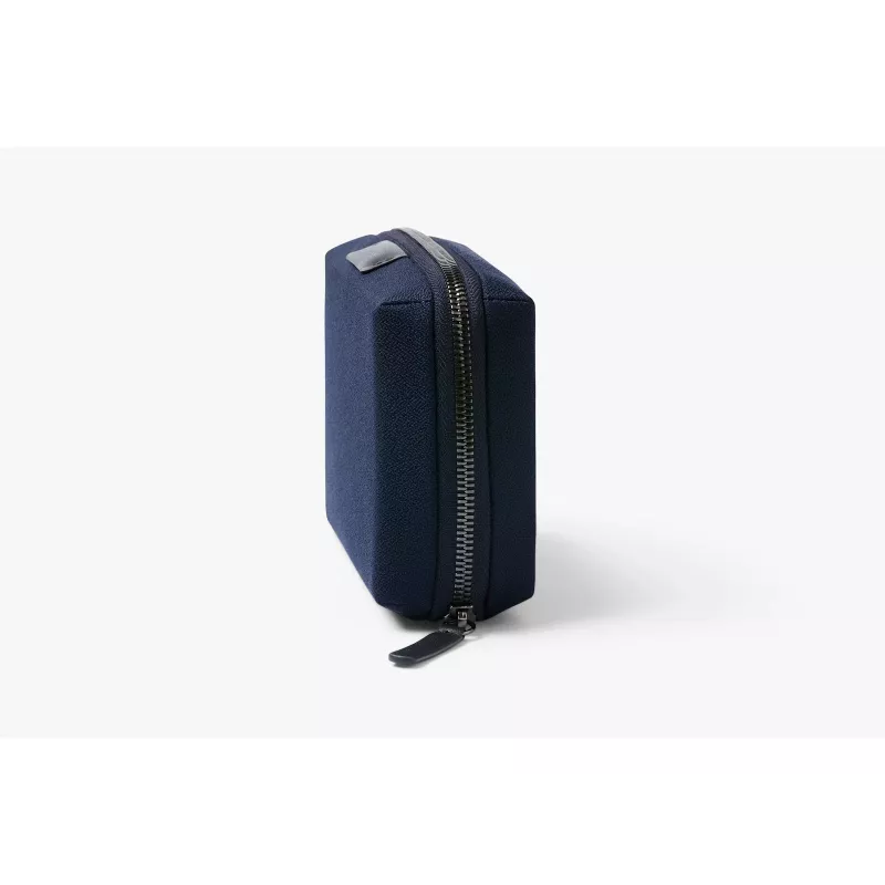 Bellroy Tech Kit Compact - azul marino