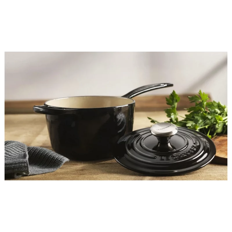 LE CREUSET Cazo de hierro fundido 16cm 1,5L Negro