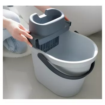 Cubo ovalado ECO EGO con escurridor de botón plano, 10 L, gris/verde, polipropileno