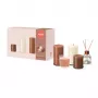 BOLSIUS Cozy Hideaway Apple Cinnamon set de regalo – jabón de manos, loción corporal y vela perfumada