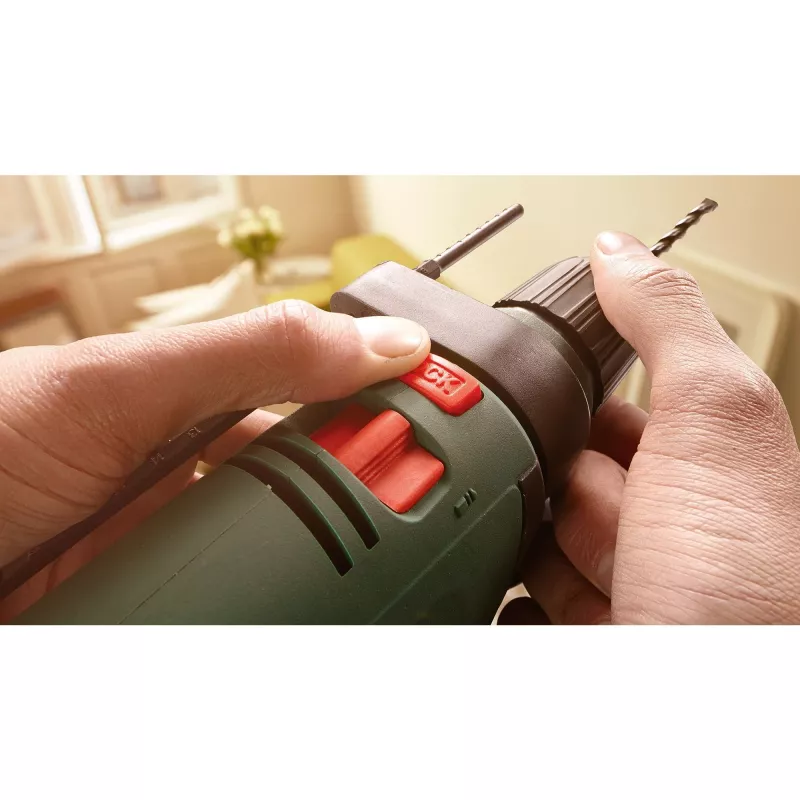 Bosch UniversalImpact 7500 Taladro percutor, 750 W, verde/negro, con maletín (0603313401)