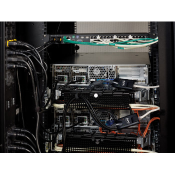 APC KVM 2G módulo de servidor, HDMI con Virtual Media y CAC