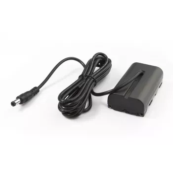 SWIT S-7500F Batería ficticia Sony NP-F con conector DC y Pole-Tap