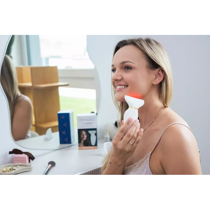 Innogio Gioperfect Masajeador facial y de cuello con función lifting y EMS GIO-735