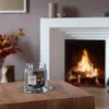 Yankee Candle vela Crackling Embers, mediana