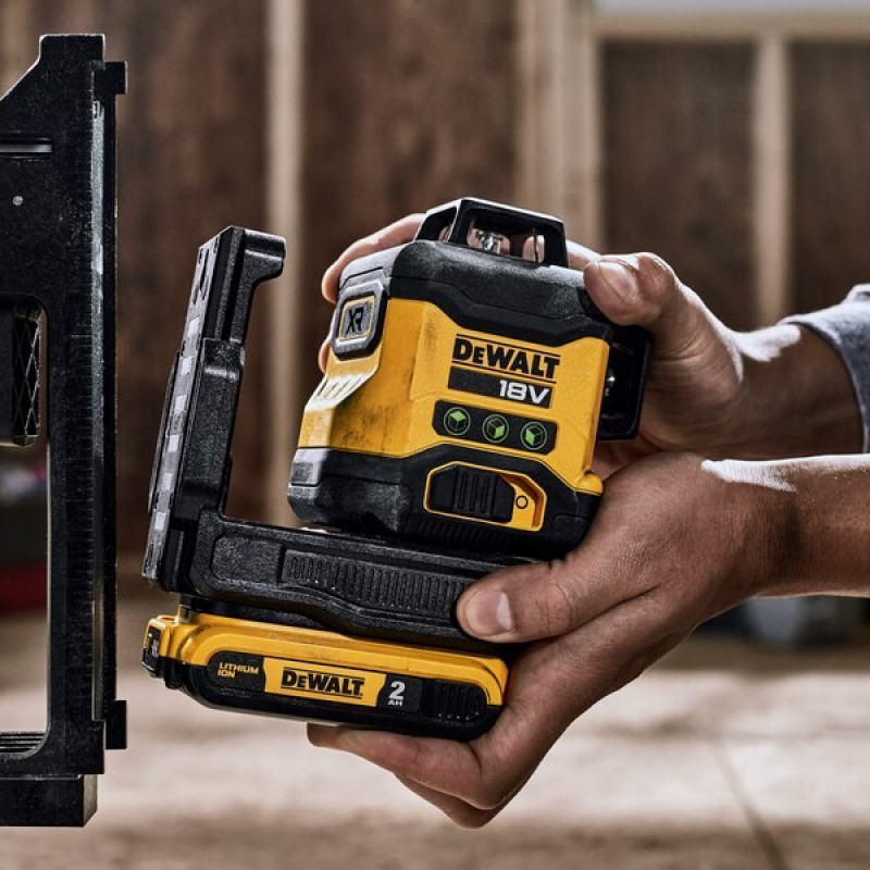 Láser de líneas cruzadas DeWalt DCLE34031D1-QW 3x360°, verde, 40 m, 18 V, 2 Ah batería, maletín TSTAK