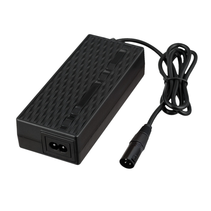 Akyga AK-EV-03 cargador para bicicletas eléctricas y patinetes eléctricos con batería de 36 V, 42 V / 2 A, 84 W, conector macho XLR de 3 pines, 1 m