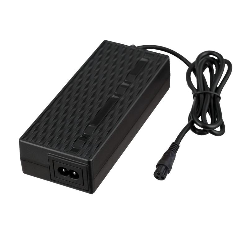 Akyga AK-EV-05 cargador para bicicletas eléctricas para baterías de 48 V, 54,6 V / 2 A, 110 W, conector hembra GX16 12 mm, 1 m
