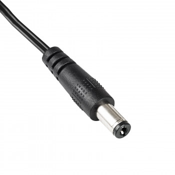 Akyga AK-TB-08 fuente de alimentación universal 5 V / 1 A 5 W, DC 5,5 x 2,1 mm, 1,4 m, negra
