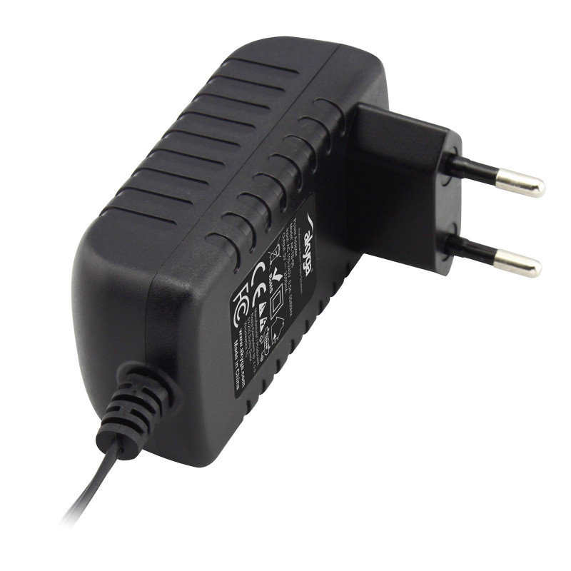 Fuente de alimentación universal Akyga AK-TB-06 5,0V / 2,5A 12,5W micro USB B 1,1m