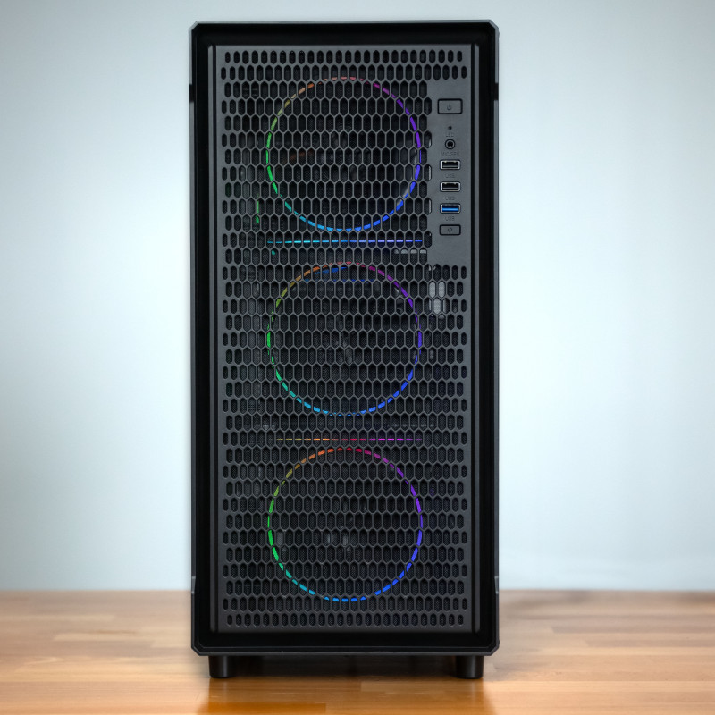 Caja de PC Kolink AM2 ARGB Midi Tower, ATX, cristal templado, 4 ventiladores de 120 mm incluidos, negra