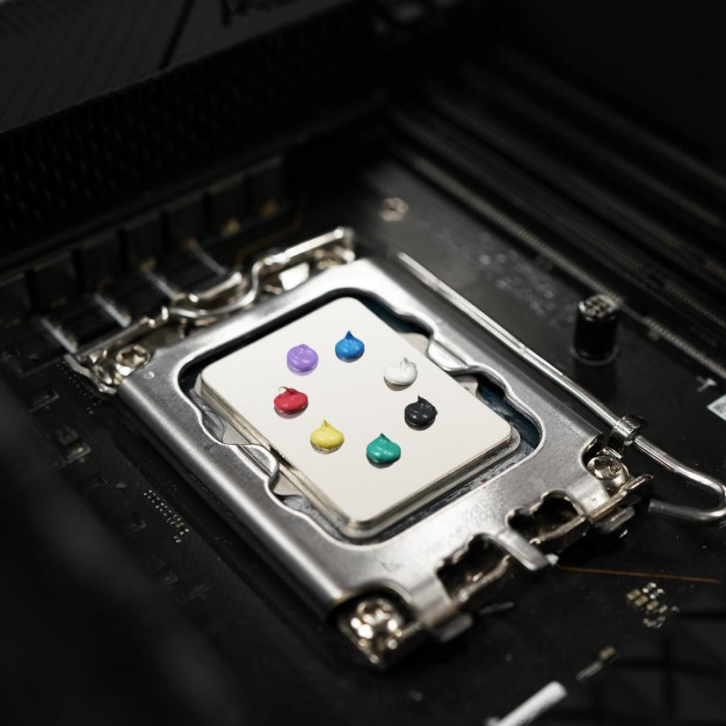 Cooler Master CryoFuze 5 pasta térmica, 3 g, roja, MGY-ADSR-N03G-R1