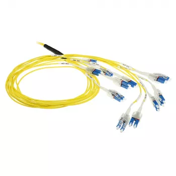 ACT 15 m cable de fibra óptica preconectorizado monomodo 50/125 OS2, 24 fibras, LC, polaridad twist, DC5553