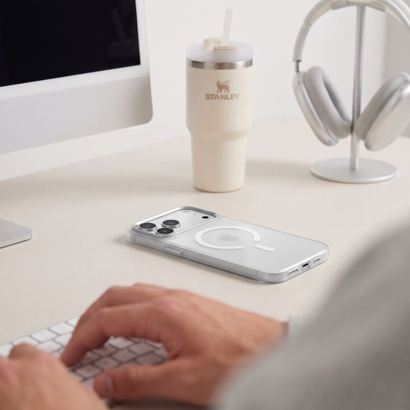 Tech-Protect MagZero MagSafe funda para Apple iPhone 17 Pro / 18 Pro, blanca mate