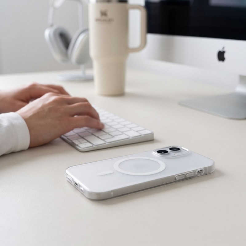 Tech-Protect MagZero MagSafe funda para Apple iPhone 17, blanco mate